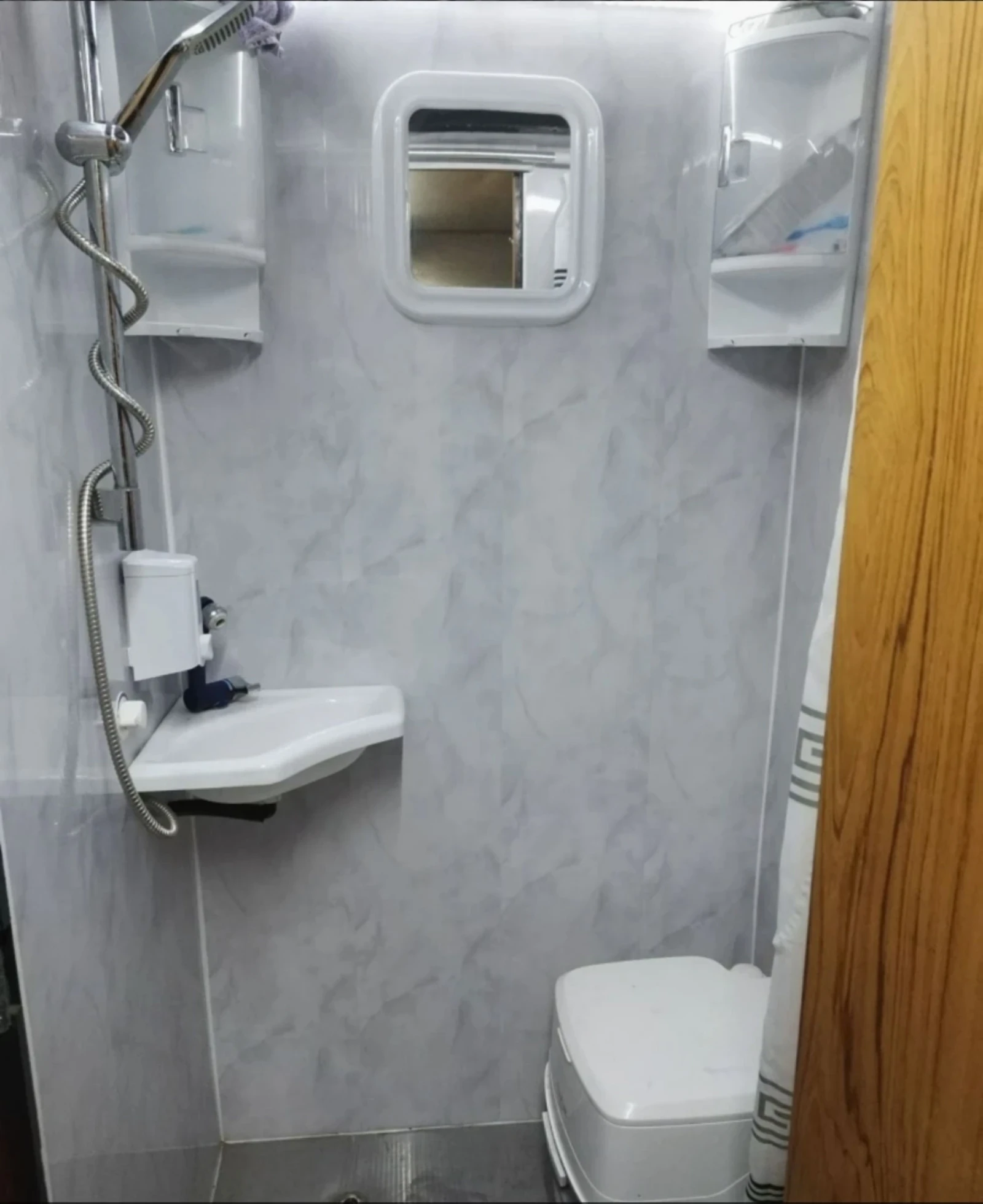 Кемпер HYMER / ERIBA  - изображение 9