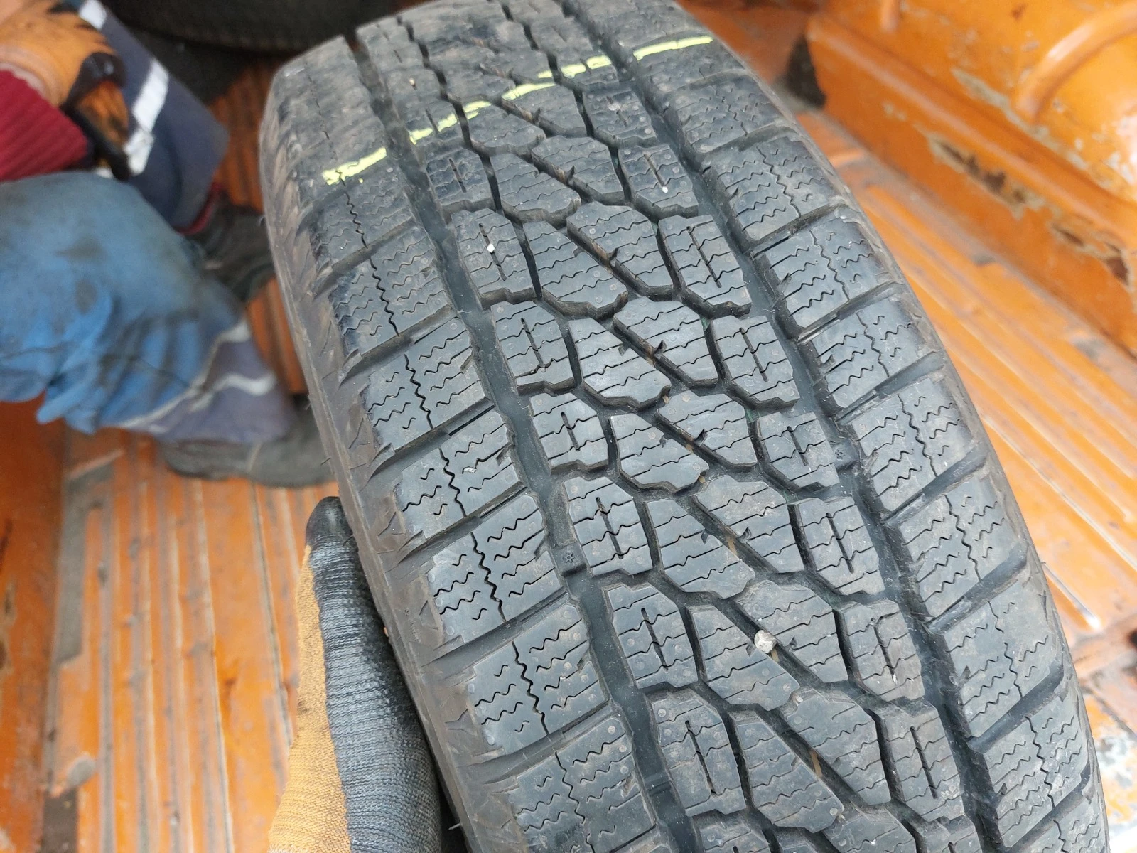���� 195/60R16 | Mobile.bg � ����������� 1