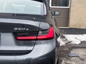 BMW 330 330e xDrive, снимка 16