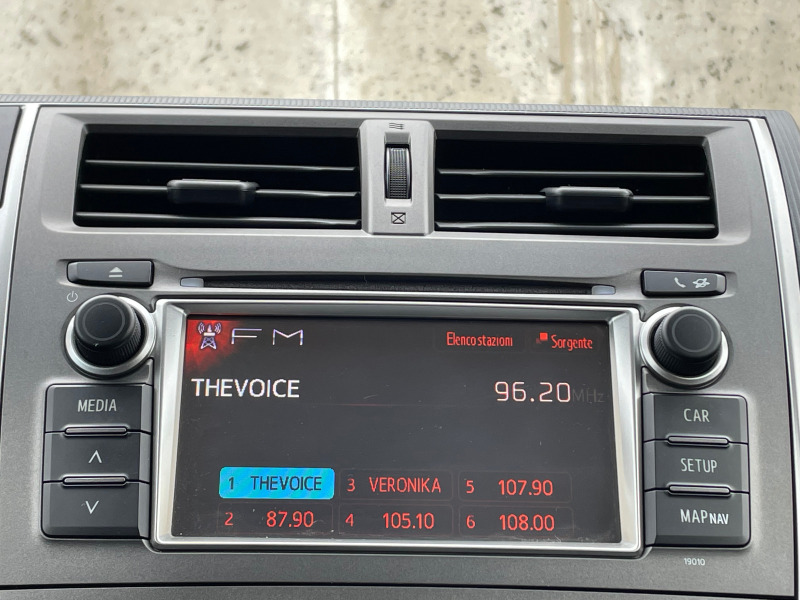 Toyota Verso S 1.33-l-Dual-VVT Cool, снимка 13 - Автомобили и джипове - 43486944