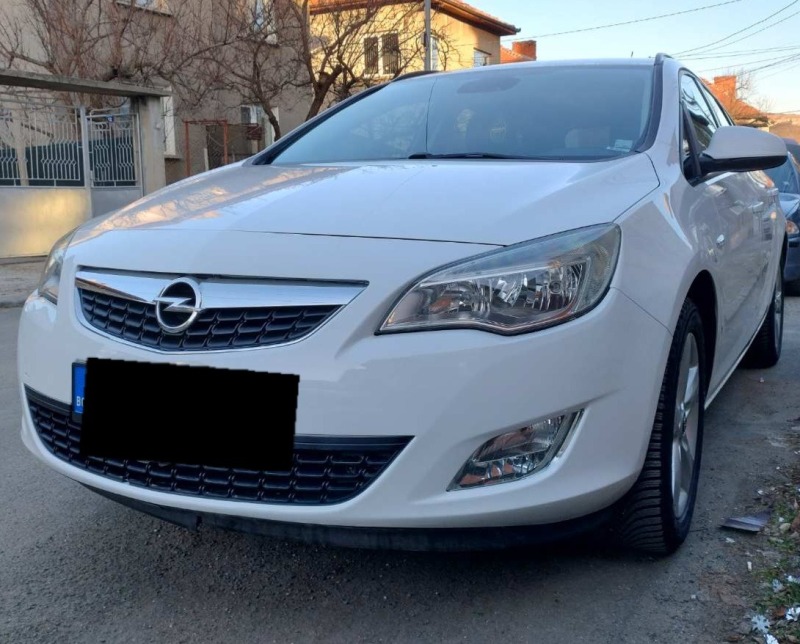 Opel Astra 1.7, снимка 1 - Автомобили и джипове - 44603249
