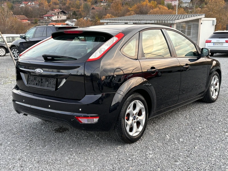 Ford Focus 1.6 i face, снимка 11 - Автомобили и джипове - 44901018