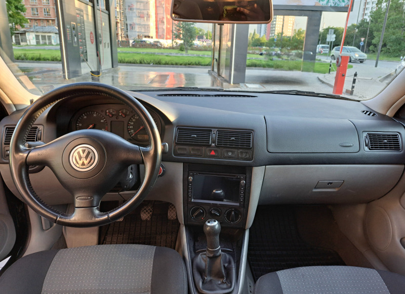 VW Golf 1.9 TDI 101 Hp 4Motion, снимка 6 - Автомобили и джипове - 46455644