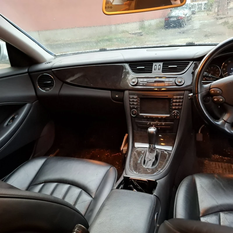 Mercedes-Benz CLS 320 224hp, снимка 14 - Автомобили и джипове - 47082061