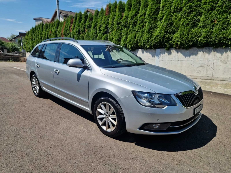 Skoda Superb 2.0TDI 170к.с. 4х4 Швейцария, снимка 2 - Автомобили и джипове - 47234258