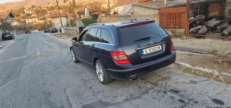 Mercedes-Benz C 220 2.2, снимка 2 - Автомобили и джипове - 48263401