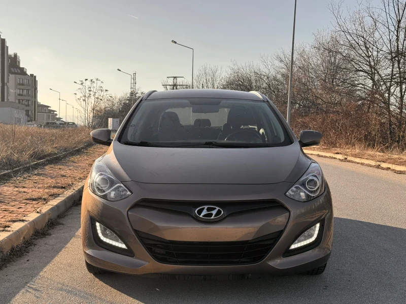 Hyundai I30 1.6MPI става за ГАЗ, снимка 1 - Автомобили и джипове - 48741085