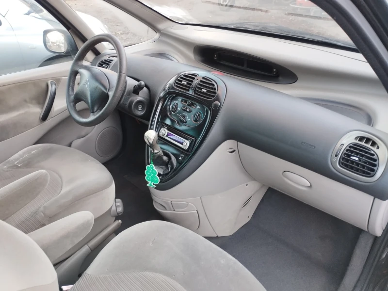 Citroen Xsara picasso 1.6 i ГАЗ / БЕНЗИН / EURO 4 , снимка 9 - Автомобили и джипове - 49231344