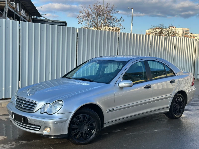 Mercedes-Benz C 200 Clasic, снимка 14 - Автомобили и джипове - 49349522