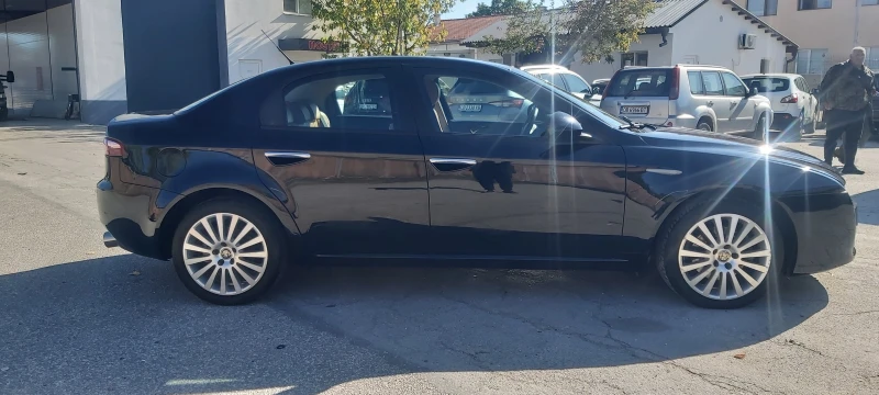 Alfa Romeo 159 1.9 JTd-NAVI, снимка 4 - Автомобили и джипове - 52119052