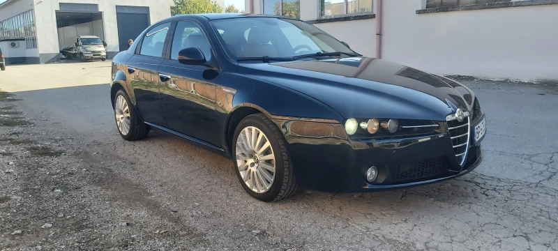 Alfa Romeo 159 1.9 JTd-NAVI, снимка 3 - Автомобили и джипове - 52119052