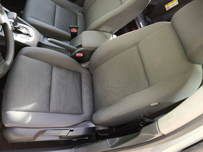 VW Golf 1.9 DSG, снимка 13 - Автомобили и джипове - 52291994