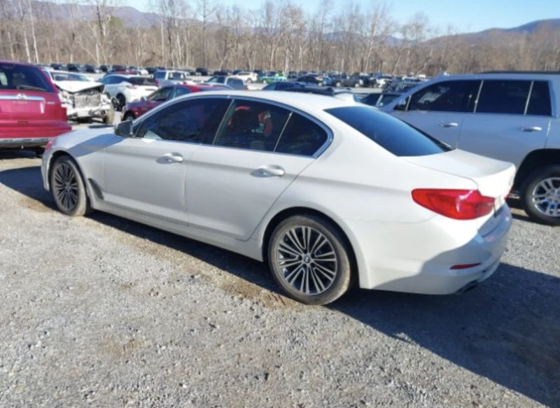 BMW 540 I* CARFAX* AВТОЛИЗИНГ, снимка 3 - Автомобили и джипове - 53385663