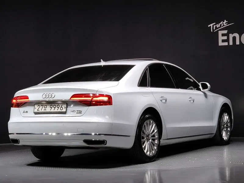 Audi A8 3.0 TDI Quattro, снимка 5 - Автомобили и джипове - 55096368