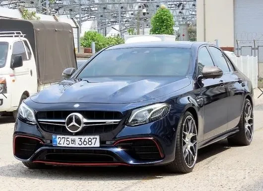 Mercedes-Benz E 43 AMG 63 AGM KIT* 360* ОБДУХ* BURMASTER* HUD* CARBON* КР, снимка 2 - Автомобили и джипове - 55154142