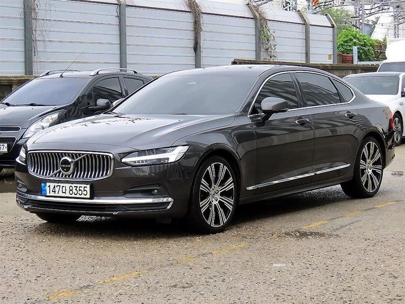 Volvo S90 КРАЙНА ЦЕНА: 19091 EUR, снимка 2 - Автомобили и джипове - 55966922