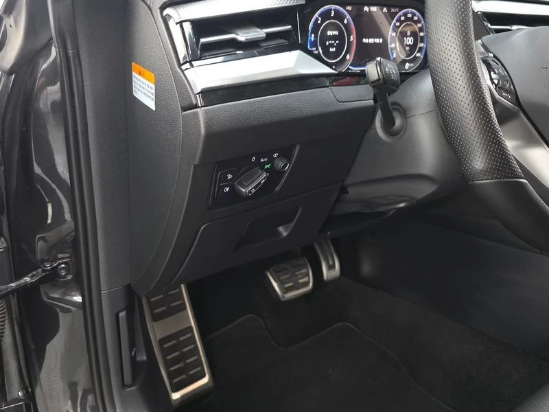 VW Arteon 2.0 TDI | HEAD UP* 360 CAM* МАСАЖ* , снимка 13 - Автомобили и джипове - 56067846