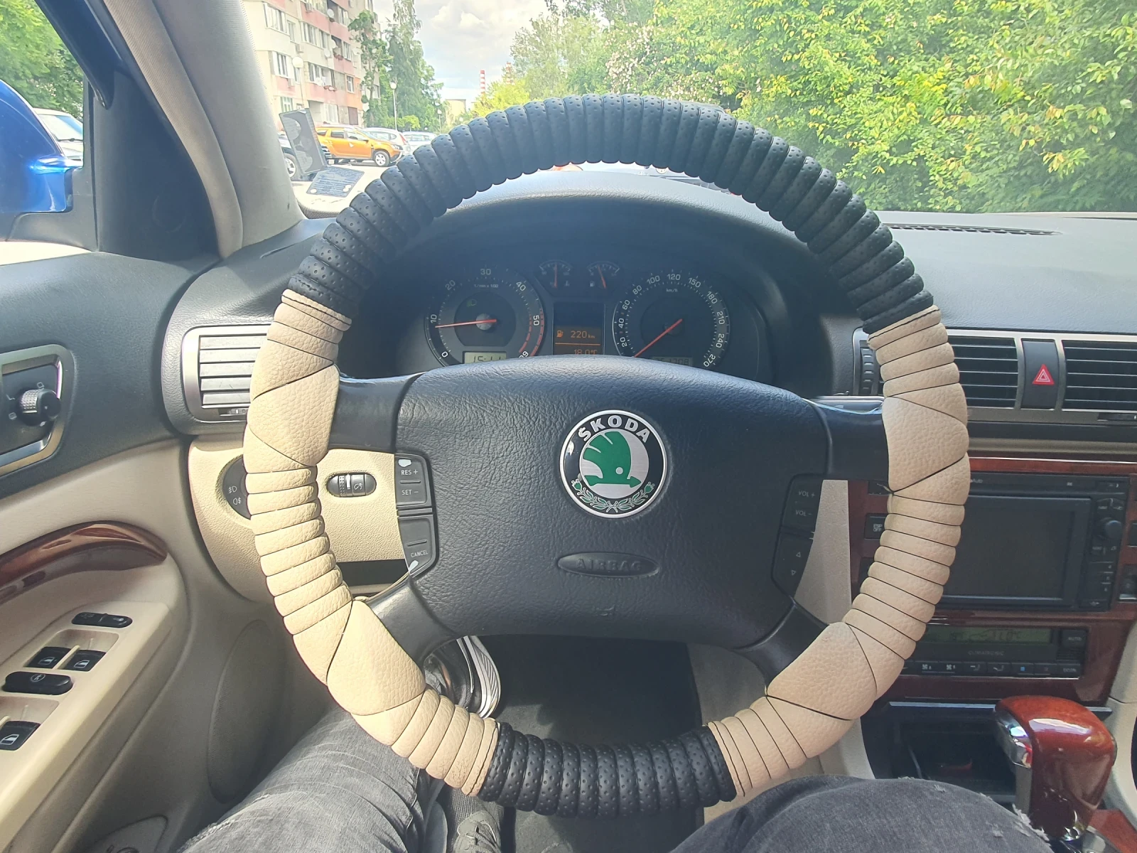 Skoda Superb  - изображение 10