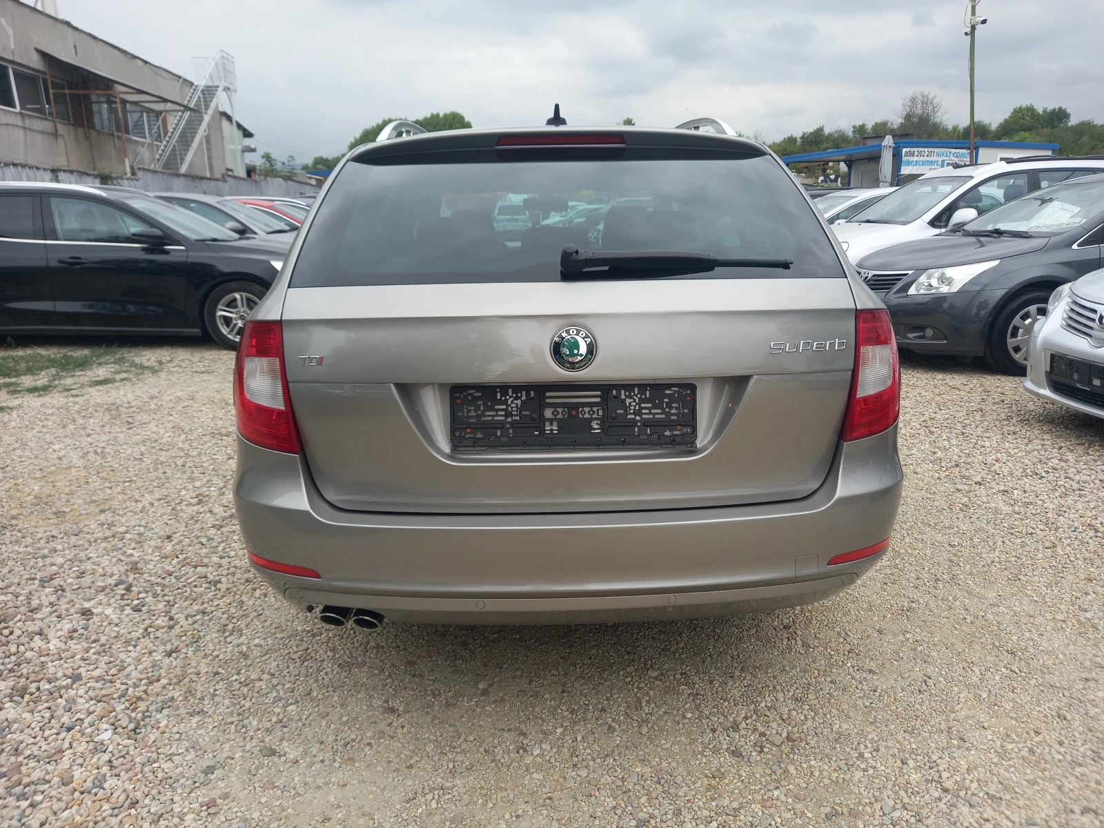Skoda Superb 2.0 тди, Кожа биксенон - изображение 8