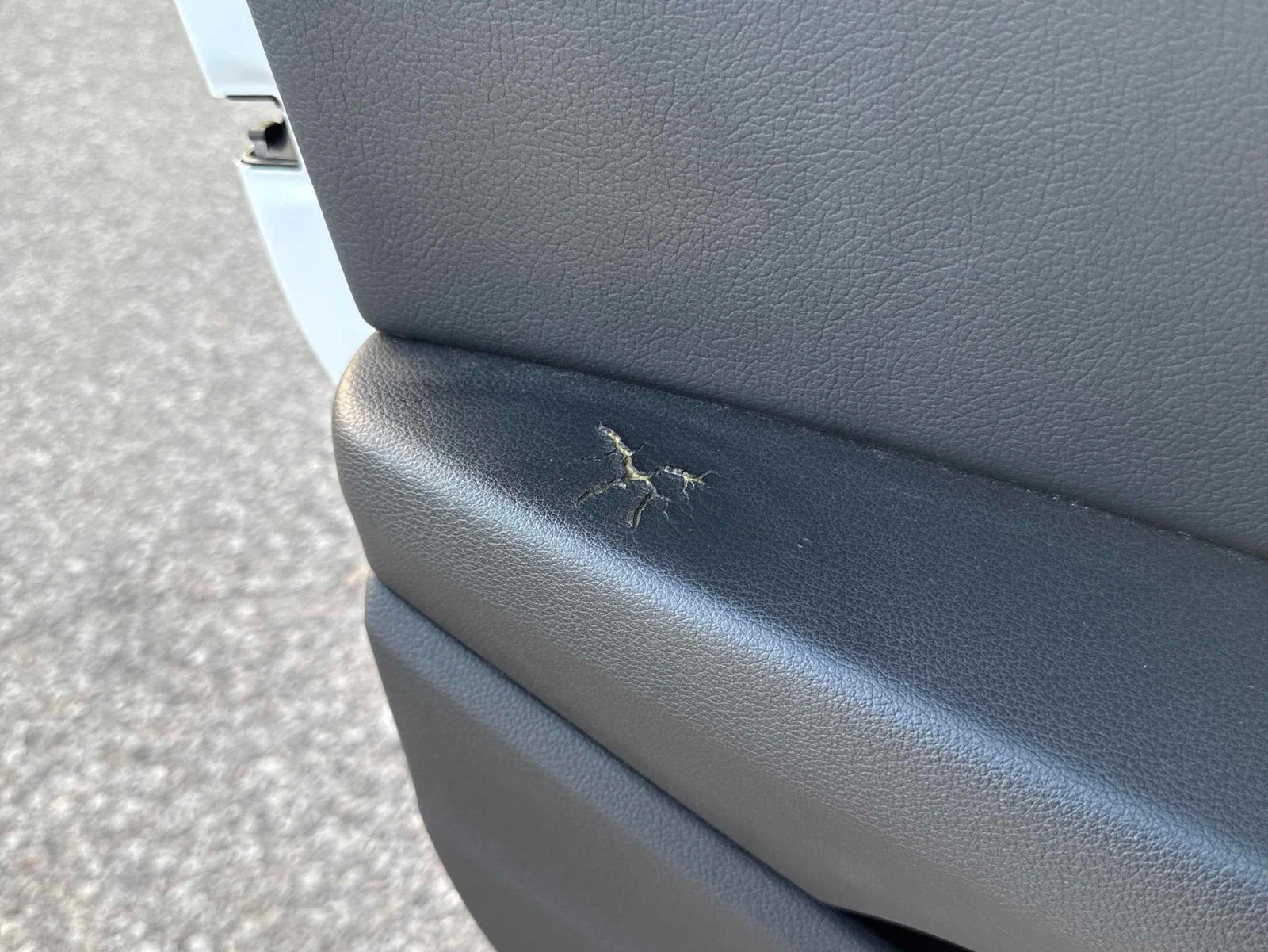 Audi A4 Technik 2.0 TFSI quattro ManualCARFAX    | Mobile.bg   9