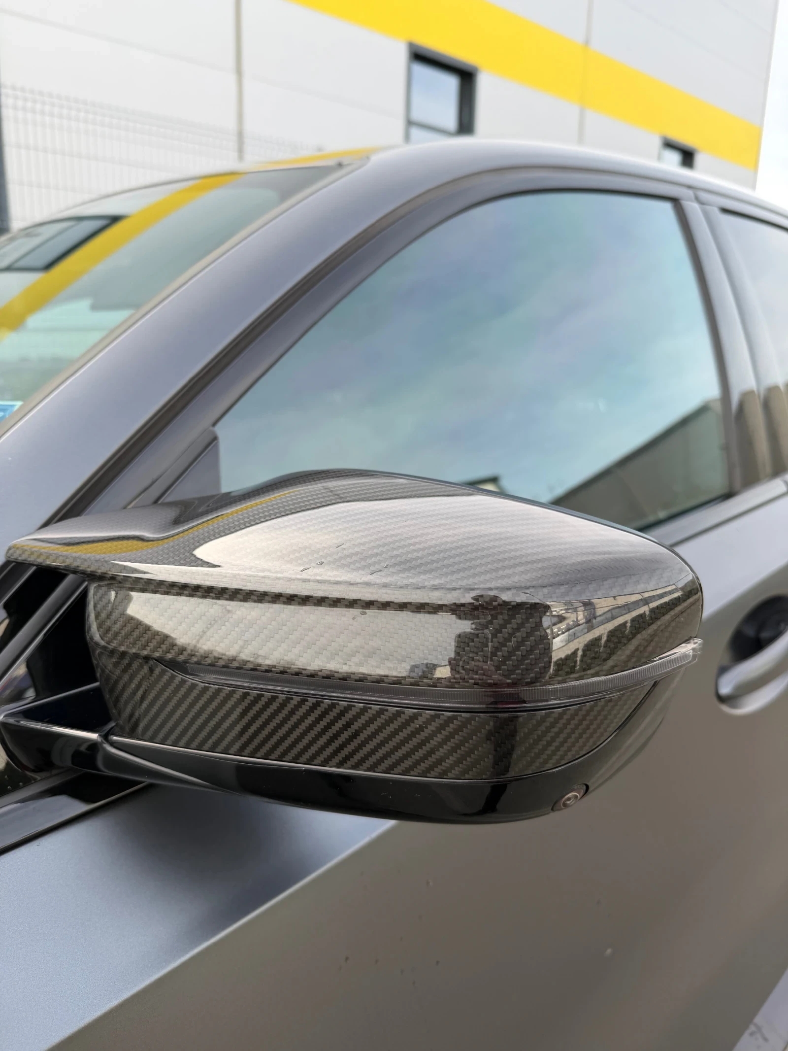 BMW M3 COMPETITION/50TH JAHRE-EUROPE/CERAMIC/25.000km! | Mobile.bg   11