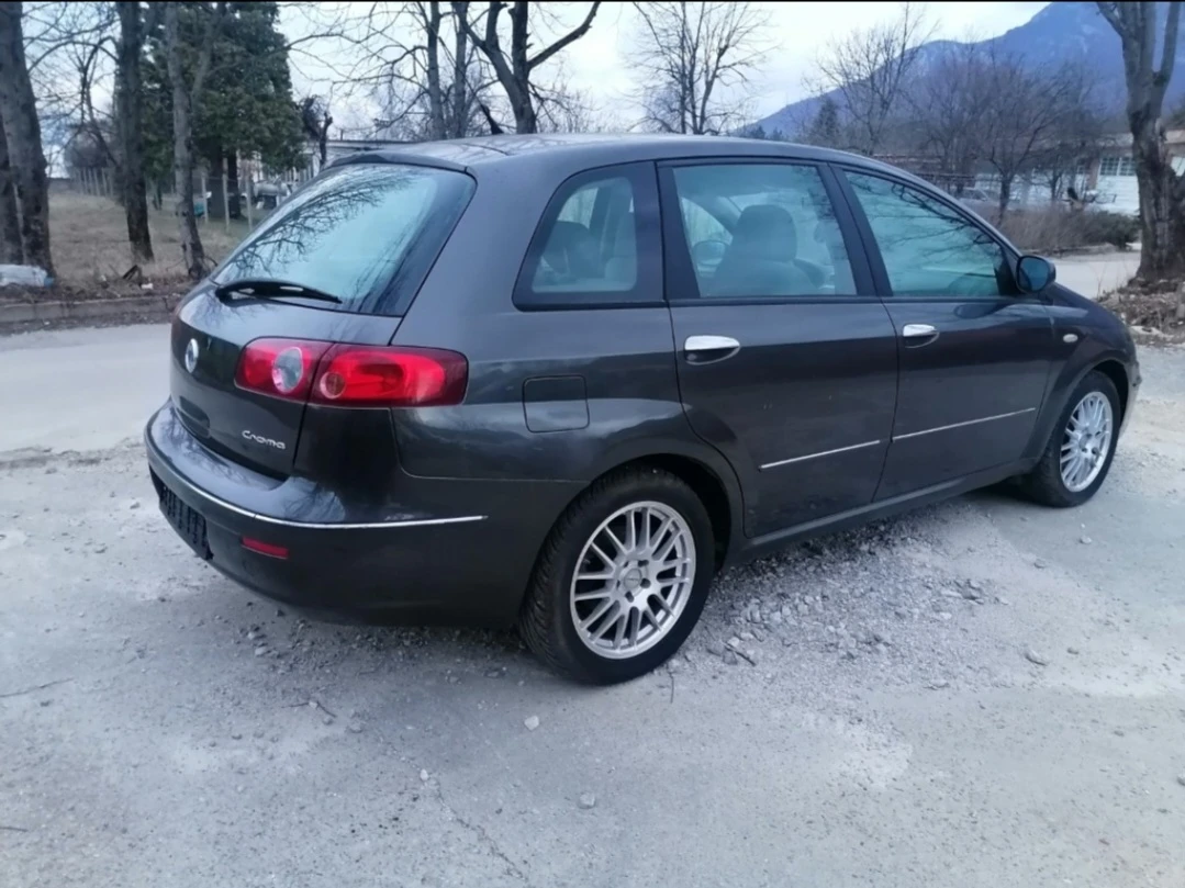 Fiat Croma 1.9JTD - изображение 6
