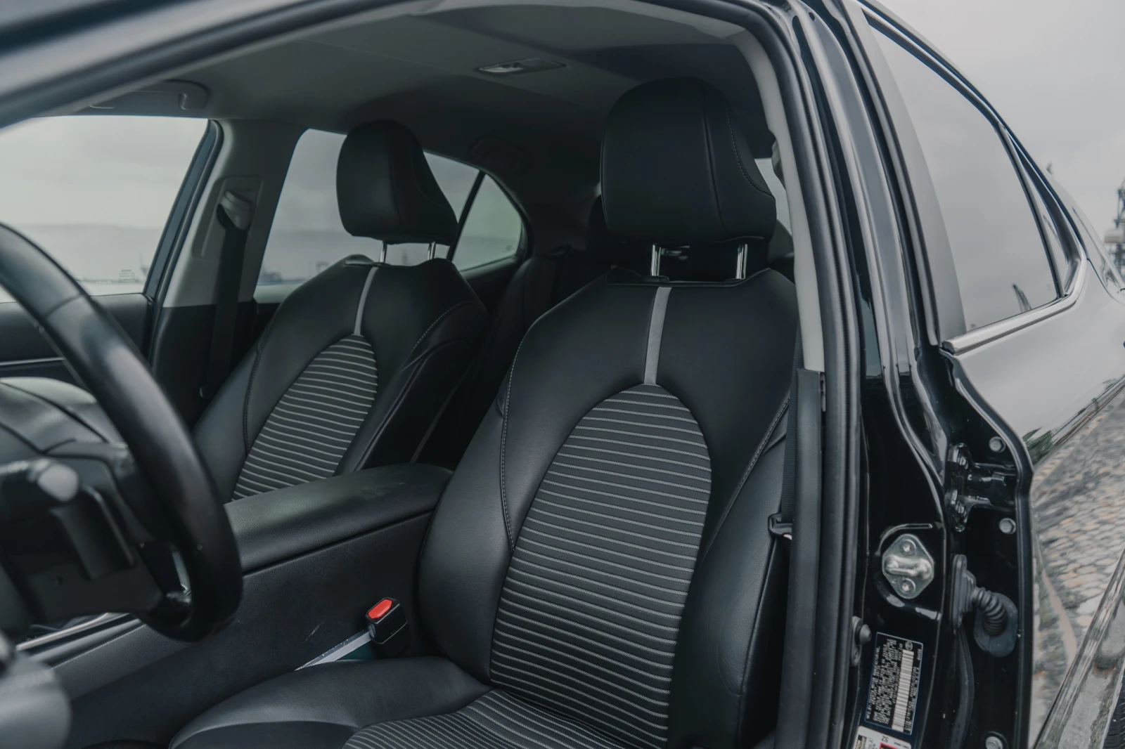 Toyota Camry, снимка 2 - Автомобили и джипове - 53916943