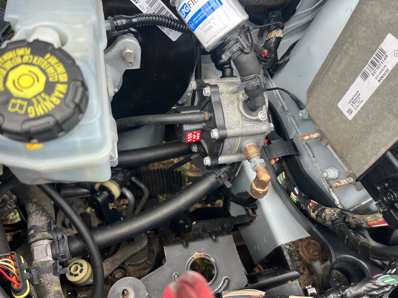 Dacia Sandero 1.2 Бензи Газ с ДДС, снимка 13 - Автомобили и джипове - 53985166