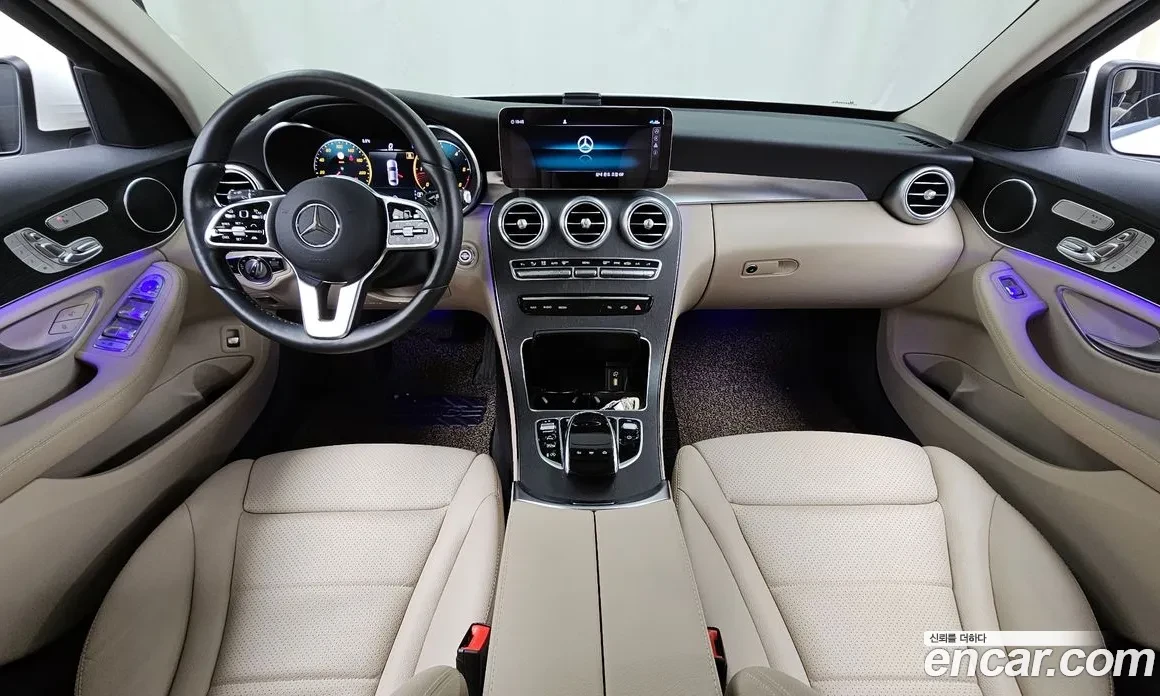 Mercedes-Benz C 220 * 4MATIC* HUD* DIS* 360* КРАЙНА* ЦЕНА* , снимка 9 - Автомобили и джипове - 54415807
