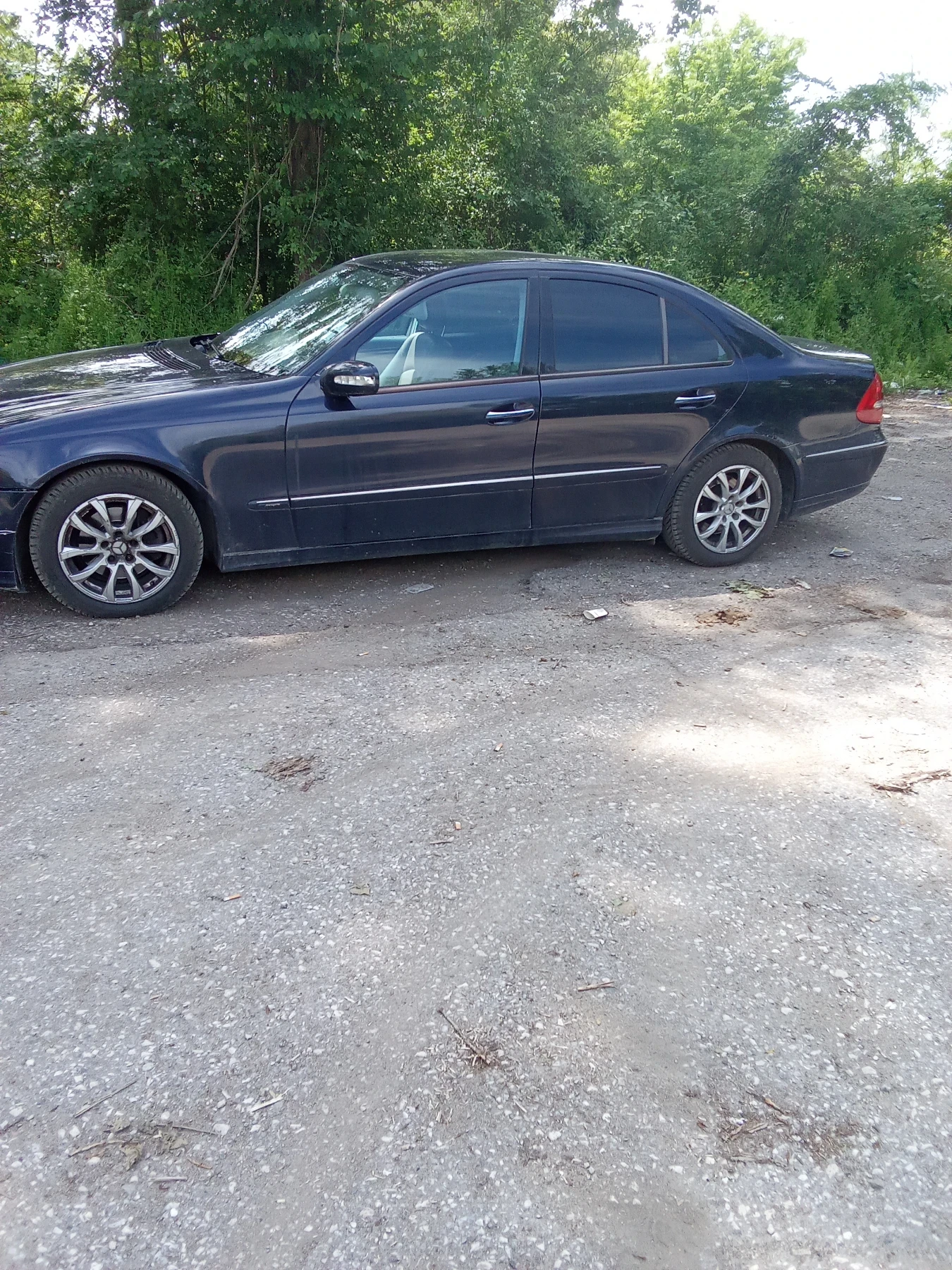 Mercedes-Benz E 320, снимка 3 - Автомобили и джипове - 54607268