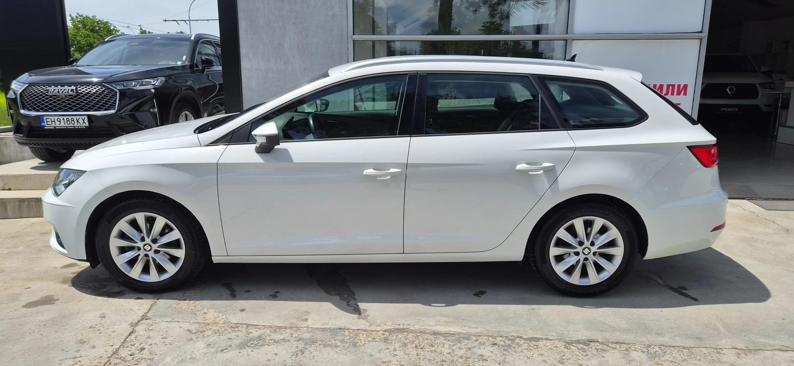 Seat Leon 98000км. 2020г. БЕНЗИН , снимка 7 - Автомобили и джипове - 54644169