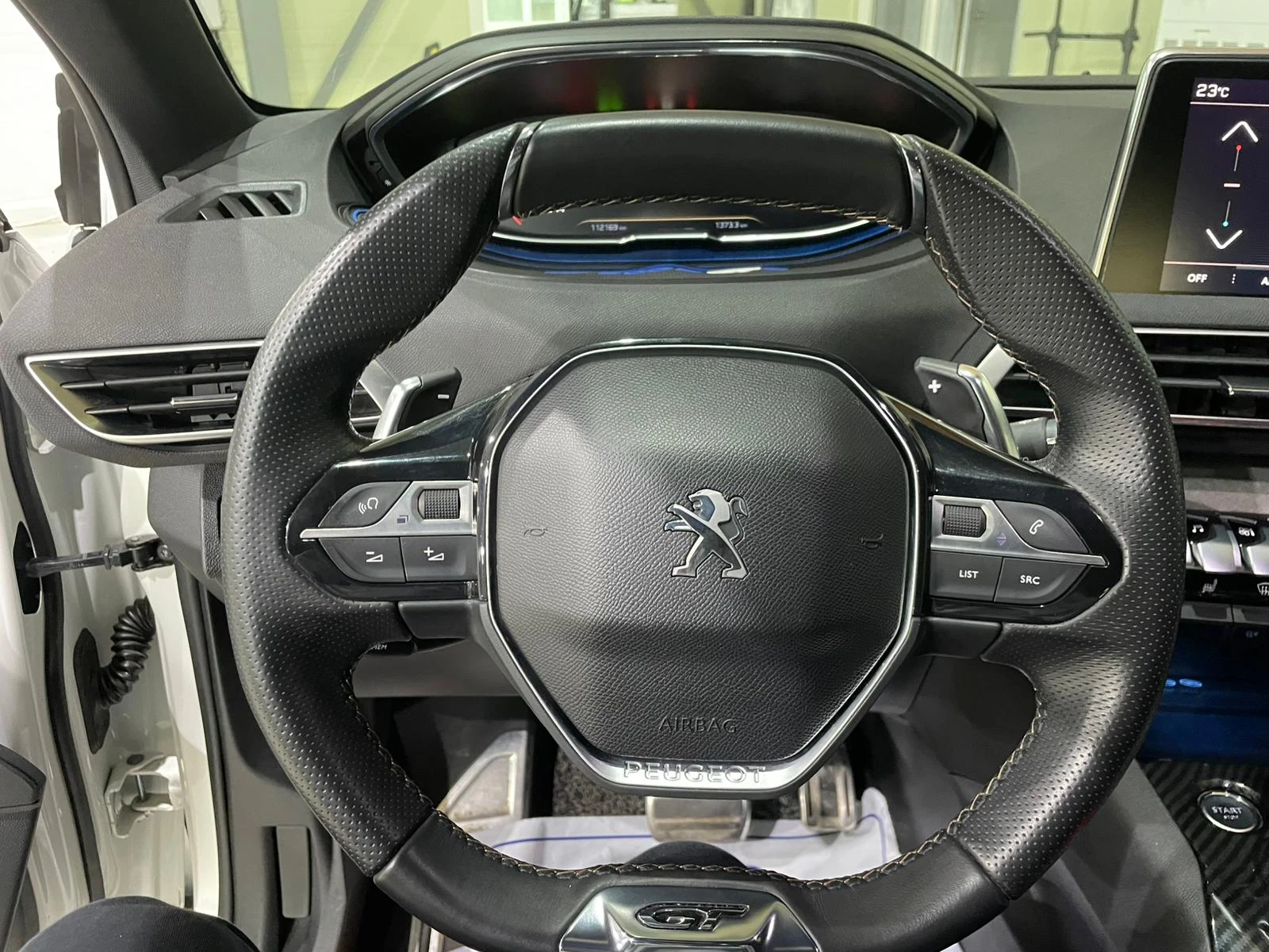 Peugeot 3008 2.0 BlueHDi ! GT Line !, снимка 14 - Автомобили и джипове - 54946084