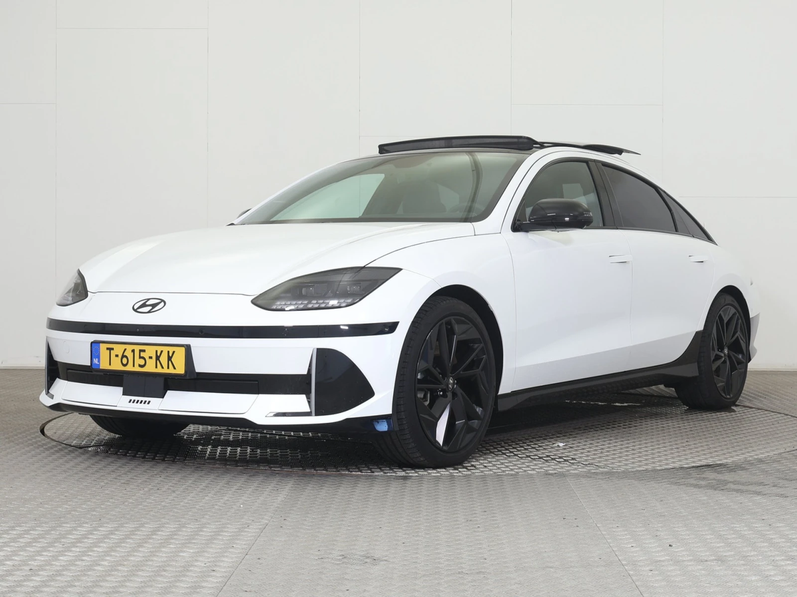 Hyundai Ioniq 6 First Edition