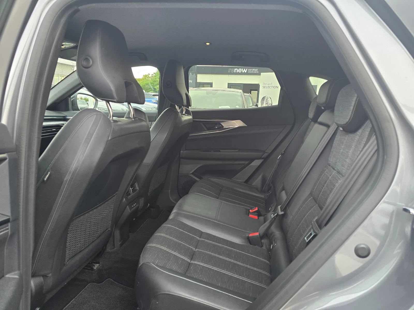 Renault Austral 1.3 Tce Techno, снимка 7 - Автомобили и джипове - 55407021