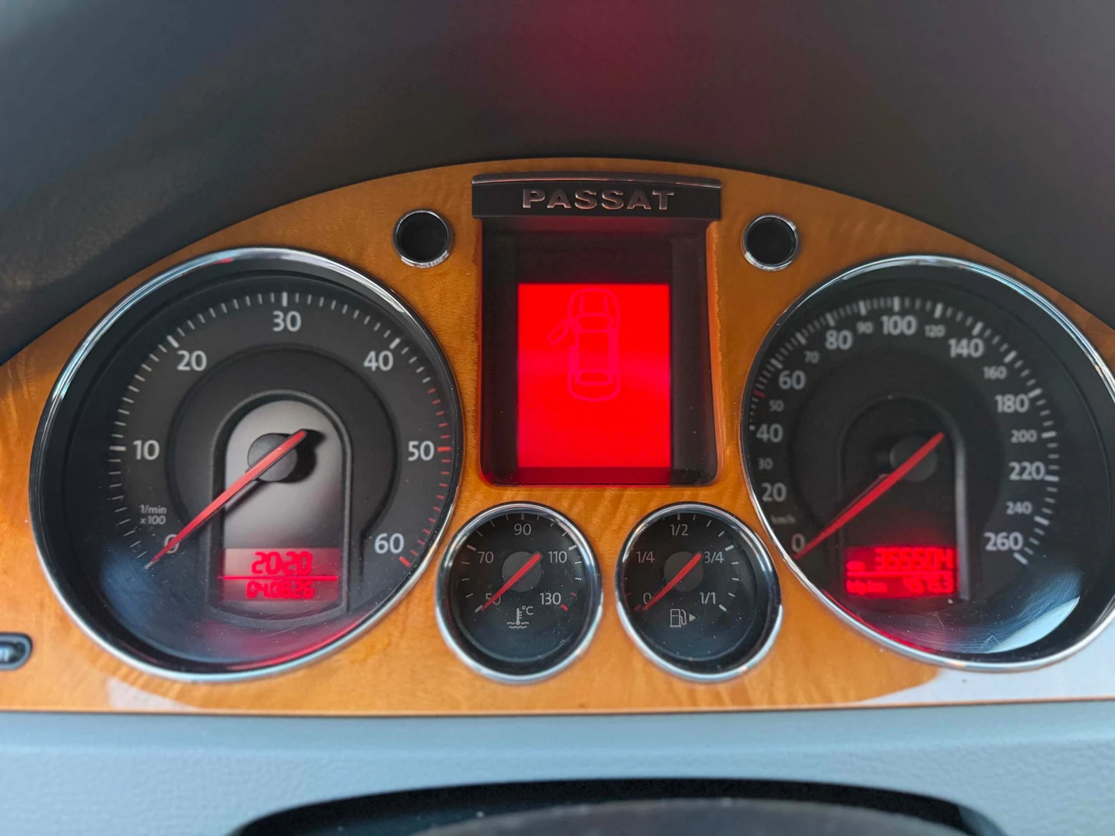 VW Passat B6, снимка 12 - Автомобили и джипове - 55545928