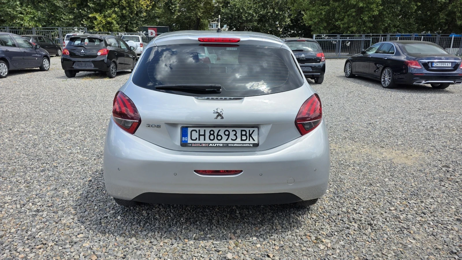 Peugeot 208, снимка 6 - Автомобили и джипове - 55586609