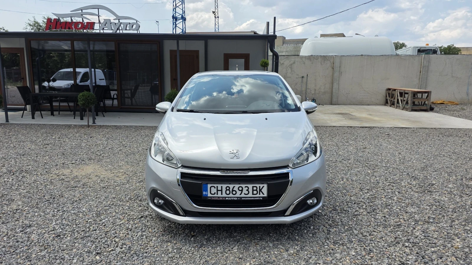 Peugeot 208, снимка 2 - Автомобили и джипове - 55586609