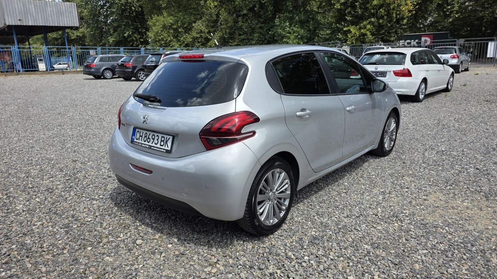 Peugeot 208, снимка 5 - Автомобили и джипове - 55586609