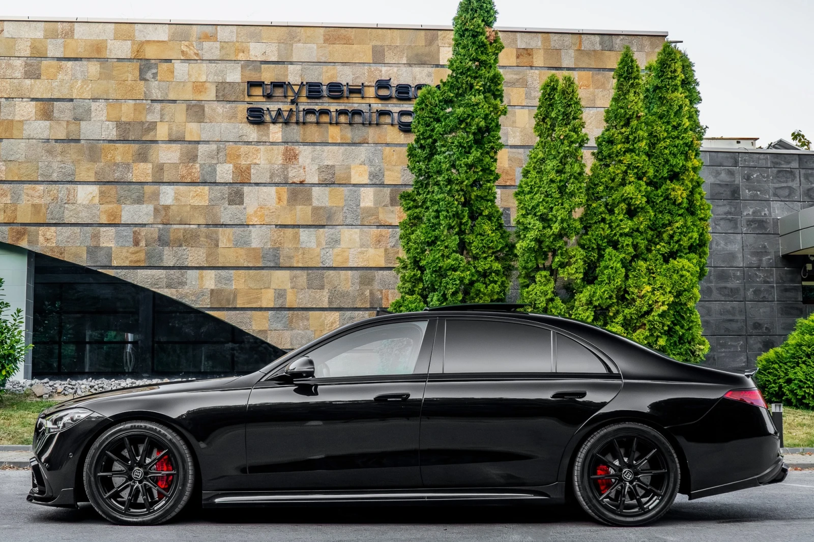 Mercedes-Benz S 350 d* 4MATIC* LONG* BRABUS* 3xTV* PANO, снимка 2 - Автомобили и джипове - 55755739