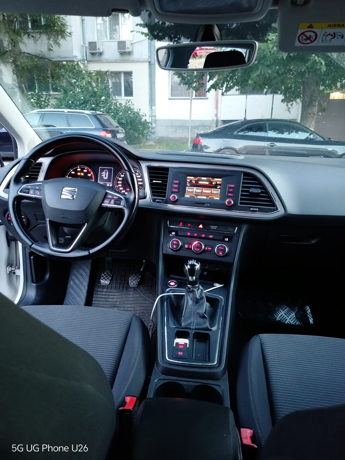 Seat Leon Full, снимка 8 - Автомобили и джипове - 55816375