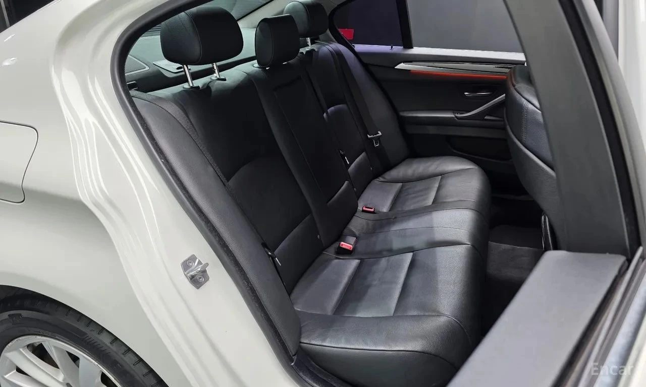 BMW 520 * 520d * ЦЕНА ДО БГ, снимка 15 - Автомобили и джипове - 55952736