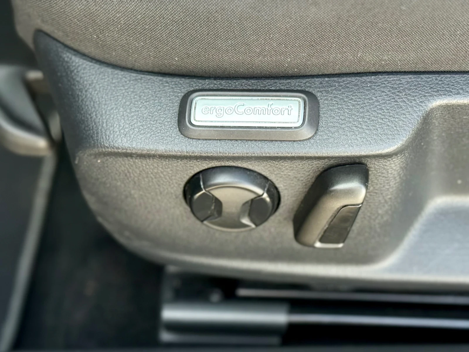 VW Passat 2.0 150 DSG , снимка 14 - Автомобили и джипове - 56429364