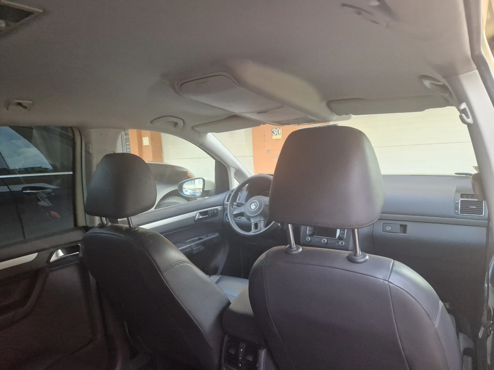VW Touran, снимка 4 - Автомобили и джипове - 56527482