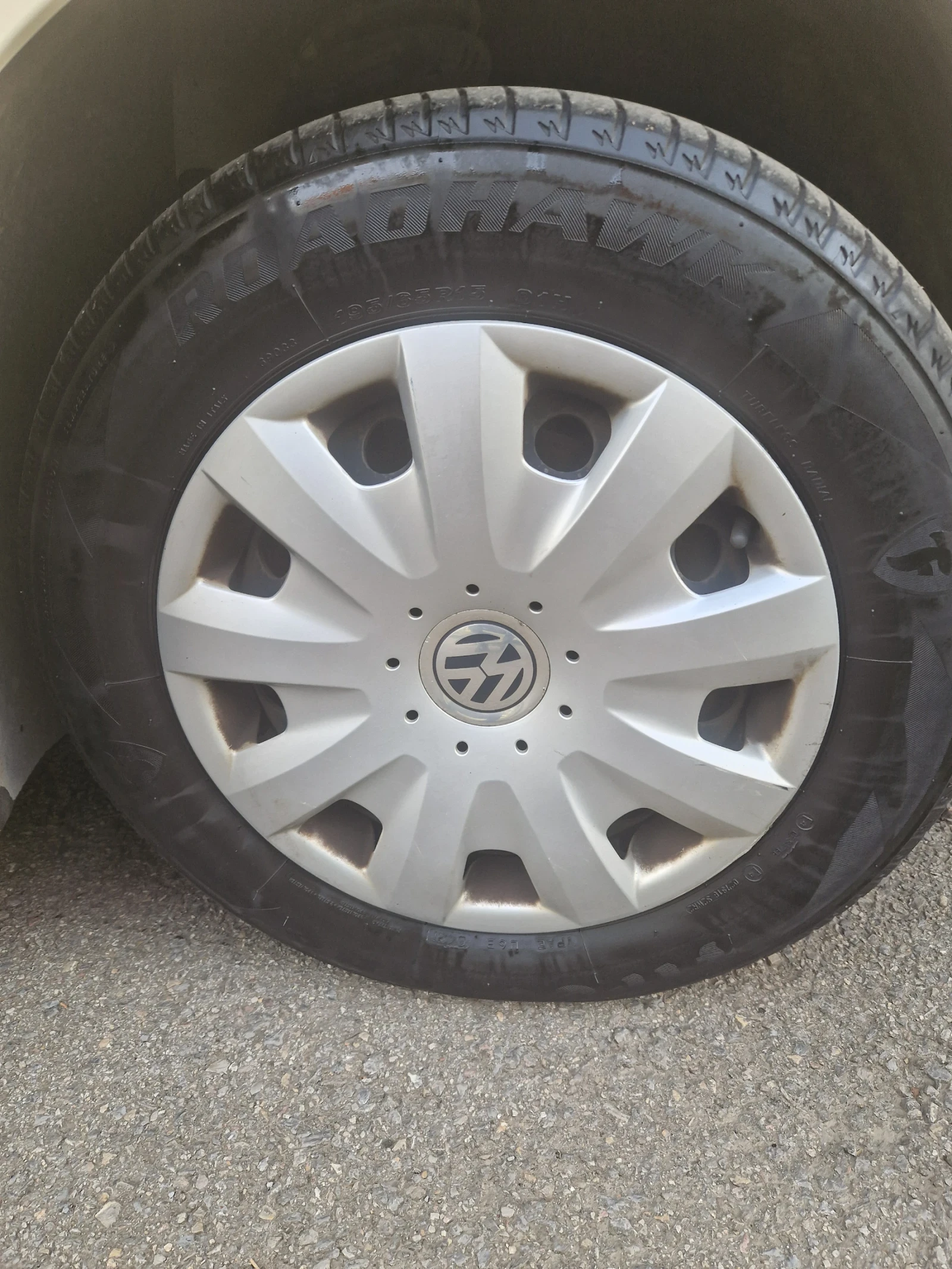 VW Touran, снимка 10 - Автомобили и джипове - 56527482