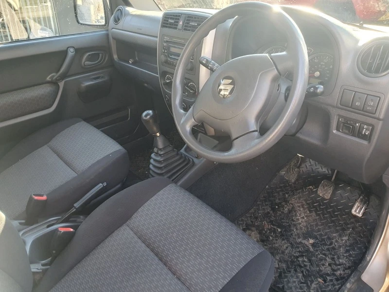 Suzuki Jimny 1,3, снимка 3 - Автомобили и джипове - 46833950