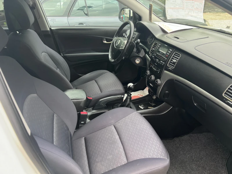 SsangYong Korando 2.0cdi Italy УНИКАТ, снимка 5 - Автомобили и джипове - 47059296