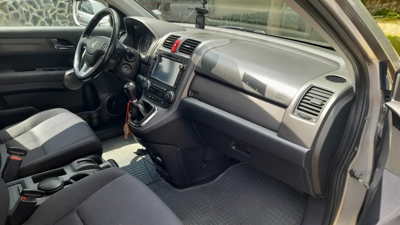 Honda Cr-v, снимка 4 - Автомобили и джипове - 47486780