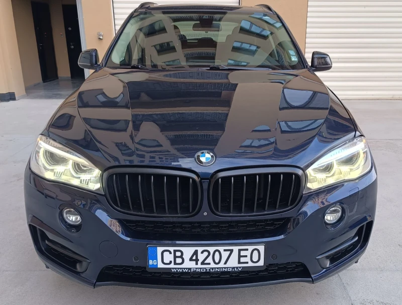 BMW X5 3.5i 360камера/Хедъп, снимка 1 - Автомобили и джипове - 49239816