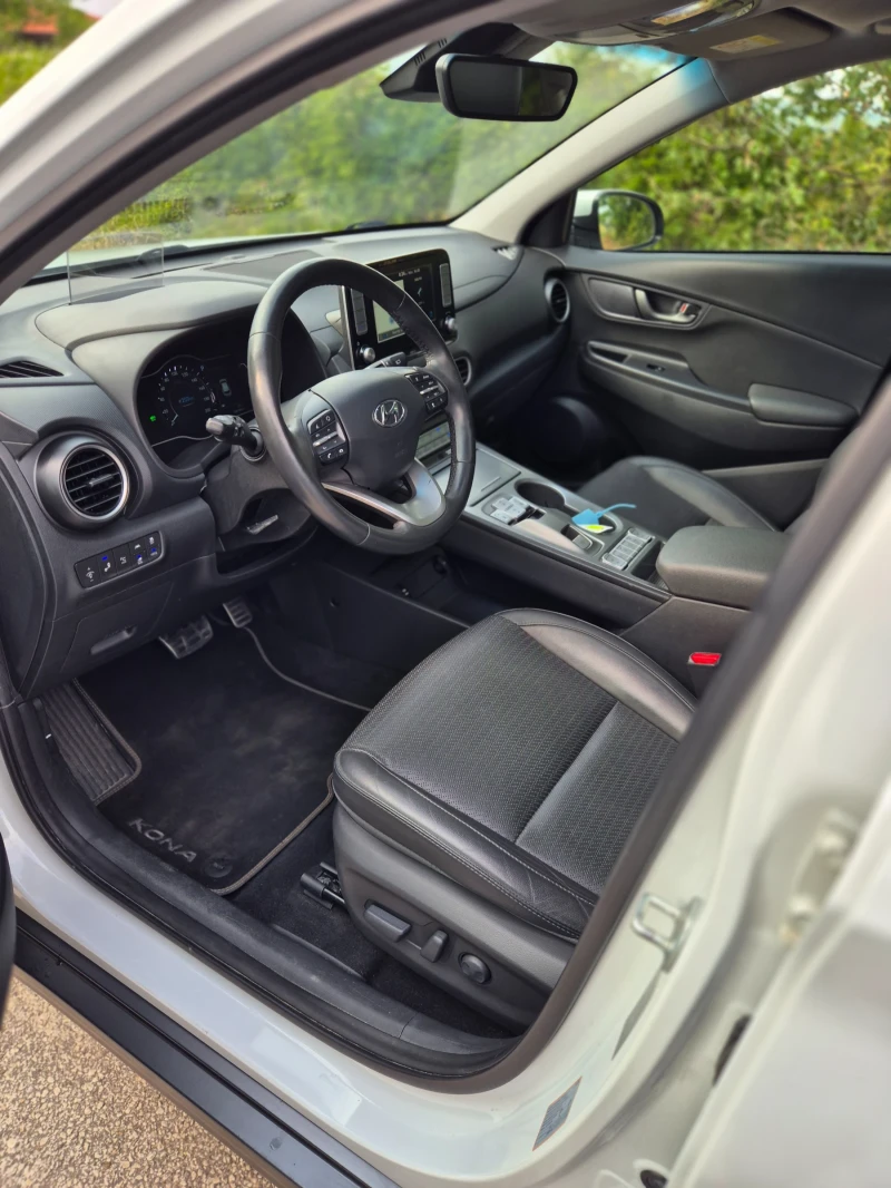 Hyundai Kona 64 kWh/ Premium/204кс/Hyundai-сертификат, снимка 8 - Автомобили и джипове - 51410983
