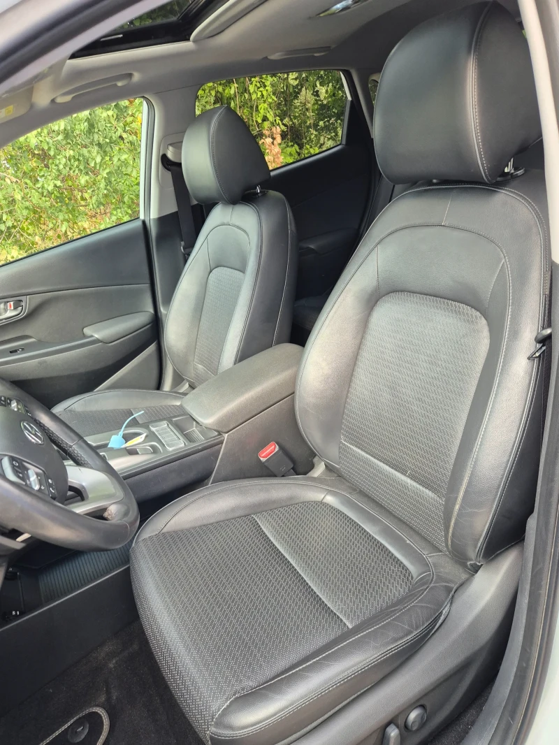 Hyundai Kona 64 kWh/ Premium/204кс/Hyundai-сертификат, снимка 9 - Автомобили и джипове - 51410983